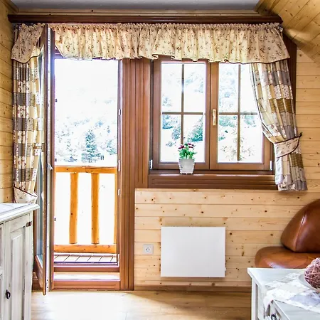 Aparthotel Salas Klak