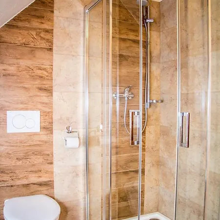 Aparthotel Salas Klak