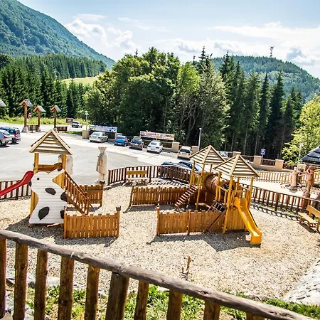 Aparthotel Salas Klak 3*